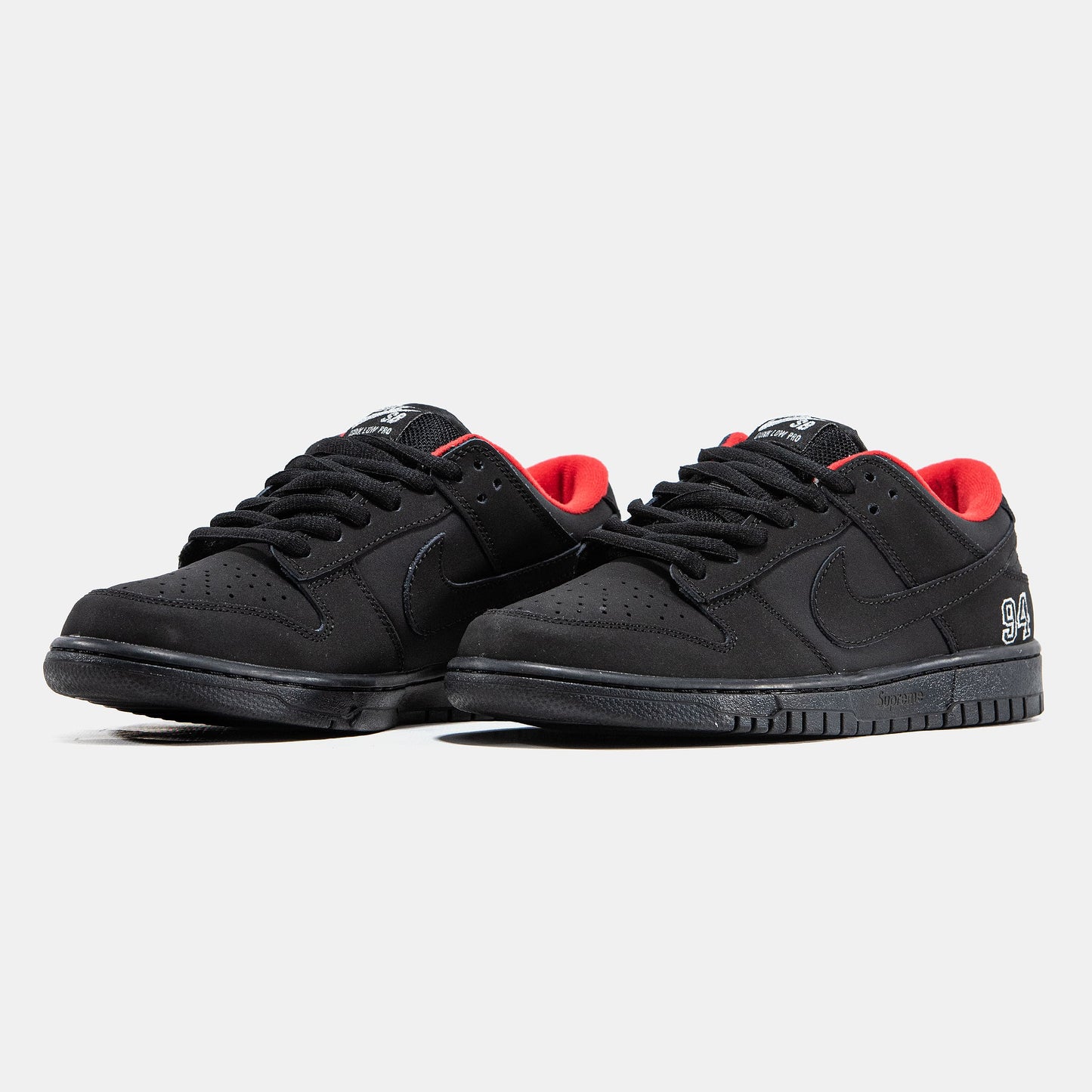 Nike SB Dunk x Supreme Black Red