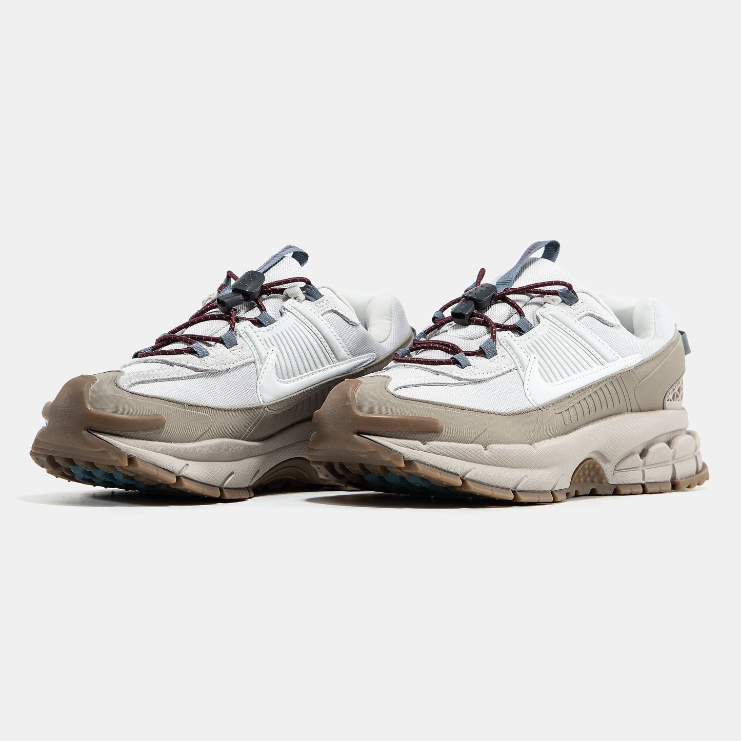 Nike Air Zoom Vomero Roam White Beige