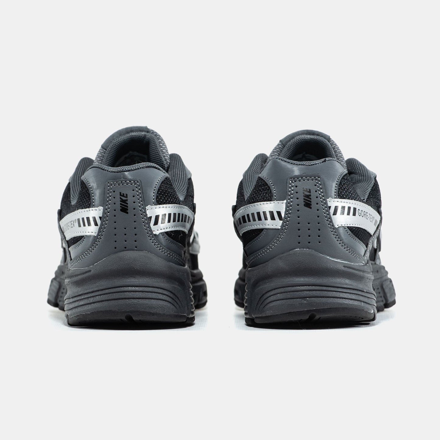 Nike Initiator Gore-Tex Grey