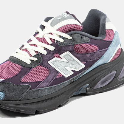 New Balance 2010 x KITH Grey Pink