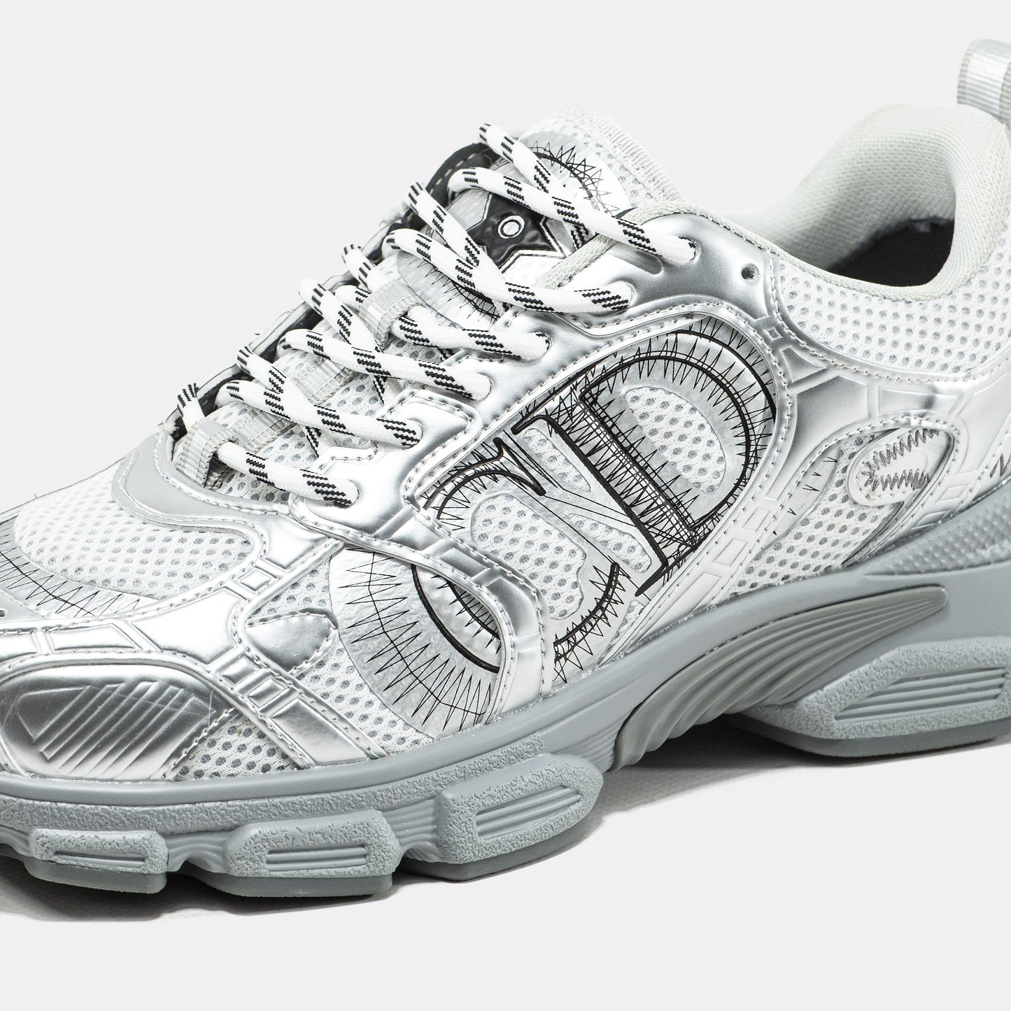 Christian Dior Chrono Sneaker Grey
