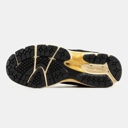 New Balance 1906R Black Suede Beige