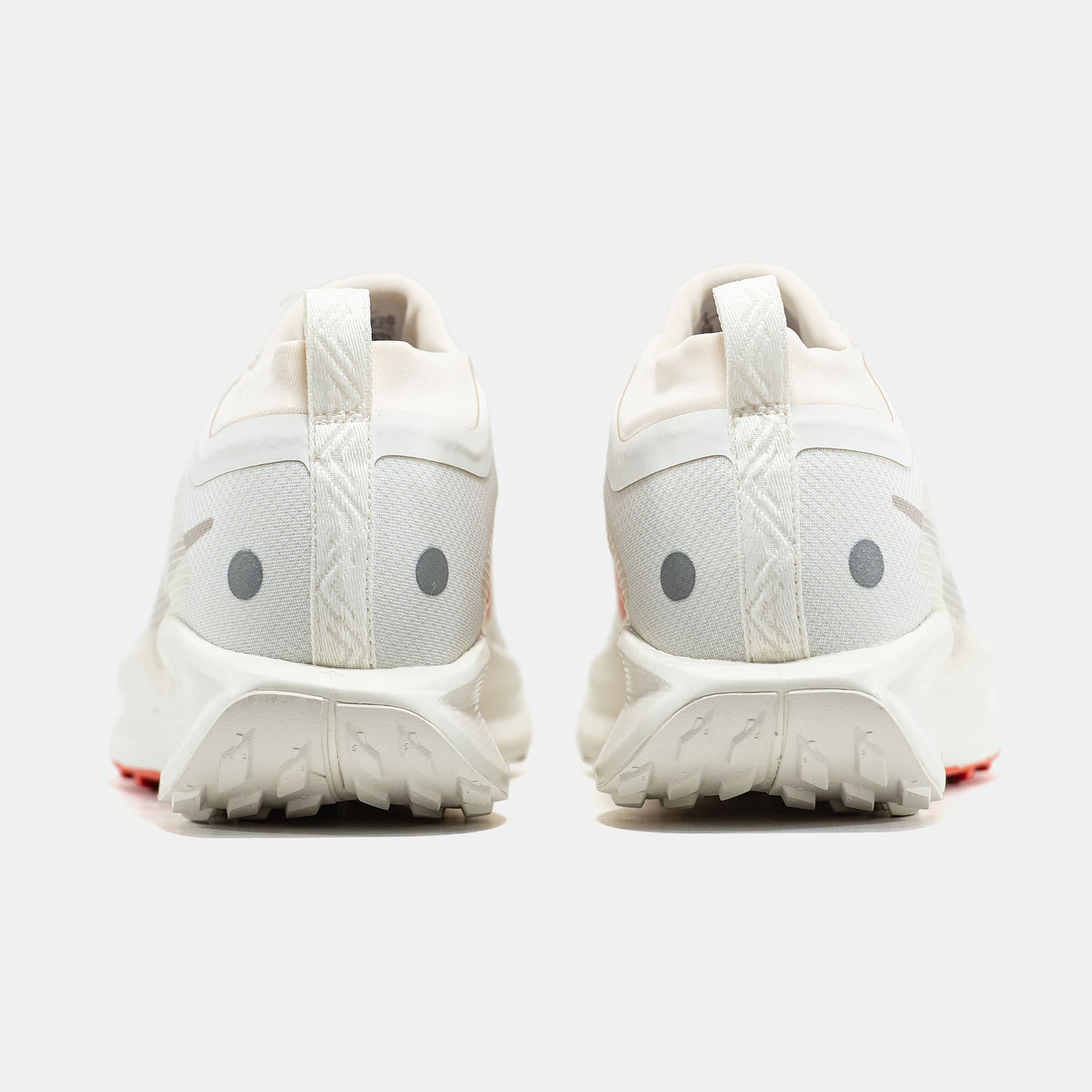 Nike Pegasus Trail 5 Gore-Tex Cream Red