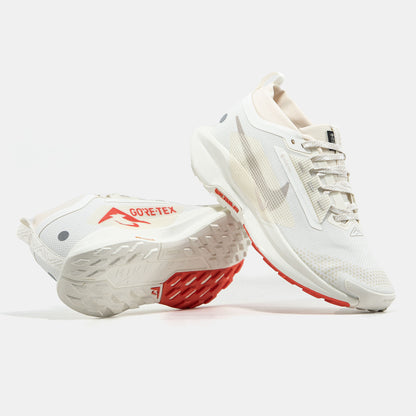 Nike Pegasus Trail 5 Gore-Tex Cream Red