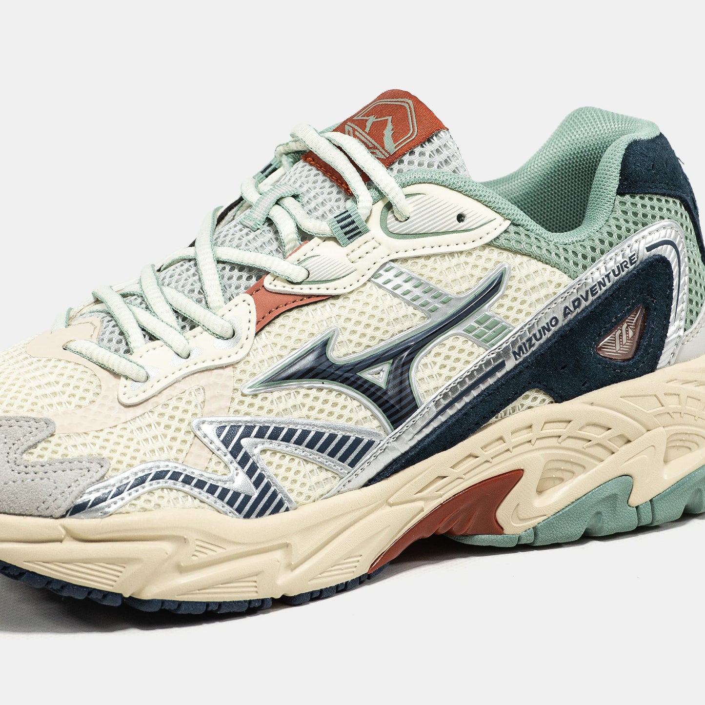 Mizuno Adventure Beige Olive