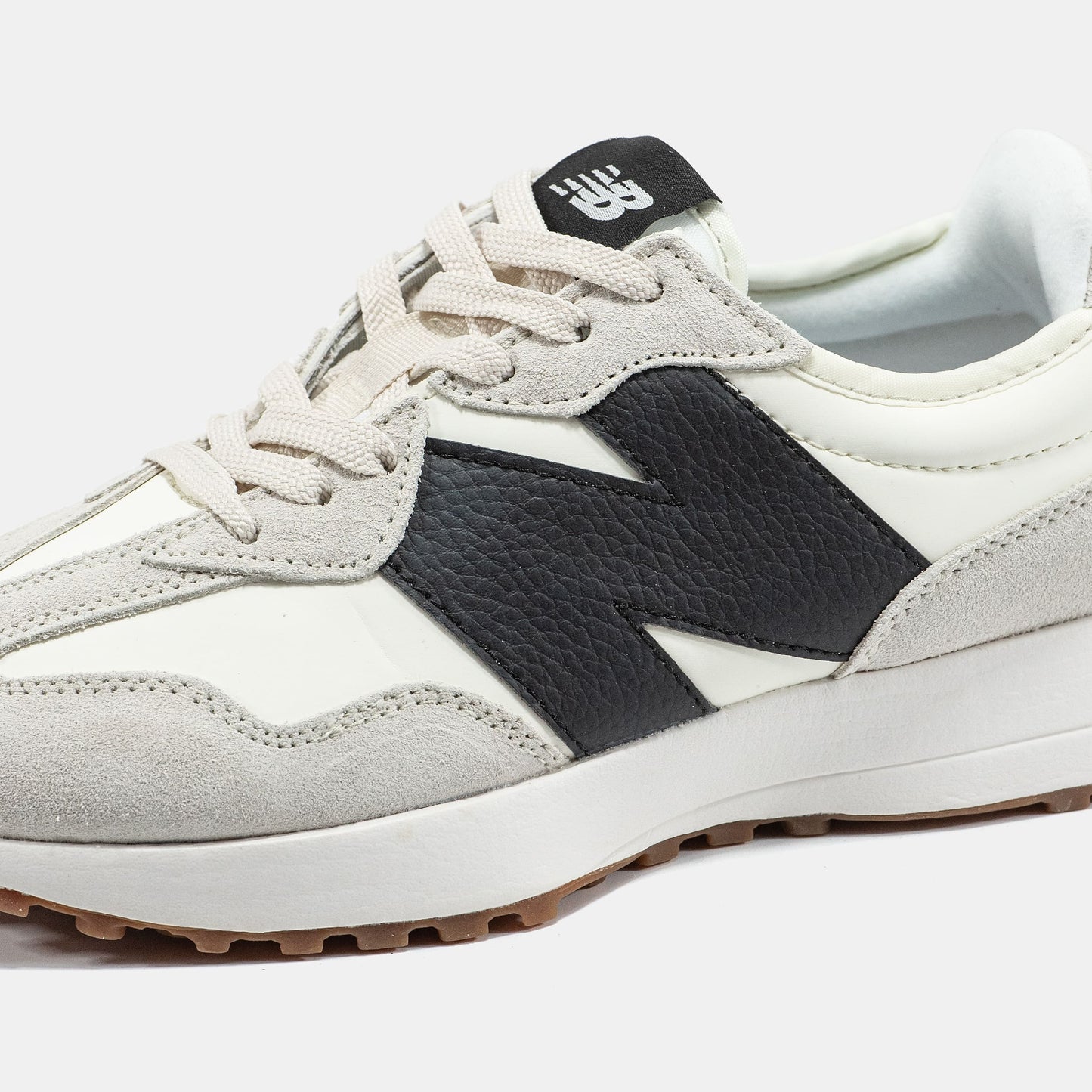 New Balance 327 Beige Black Logo