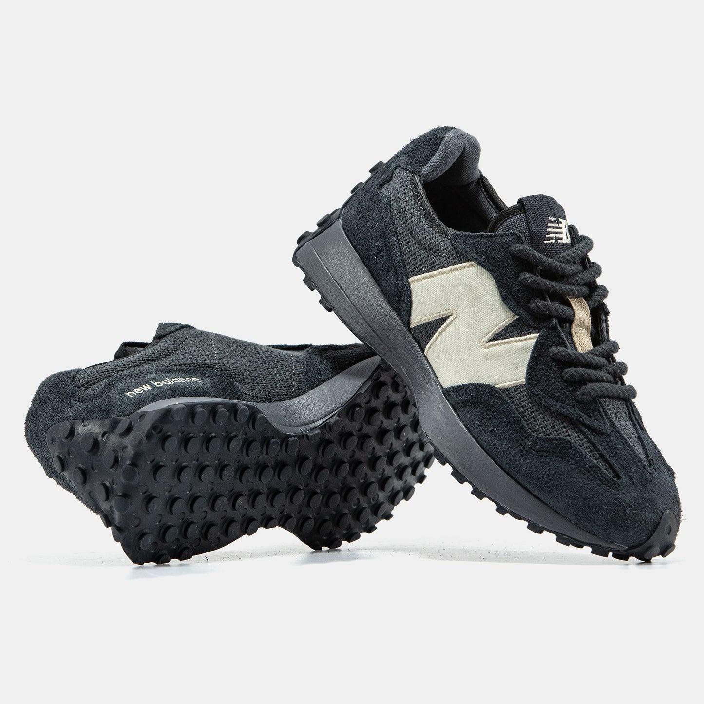 New Balance 327 Grey White Logo
