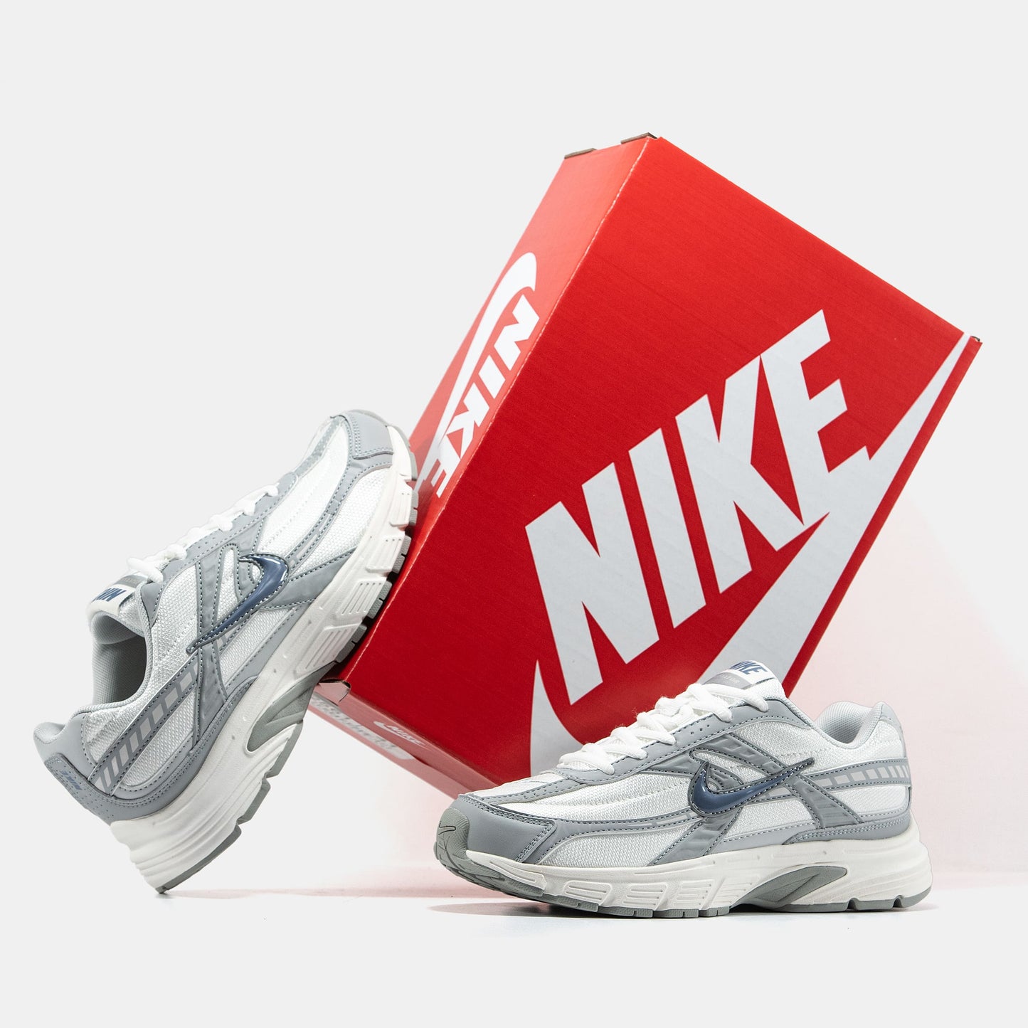 Nike Initiator White Grey