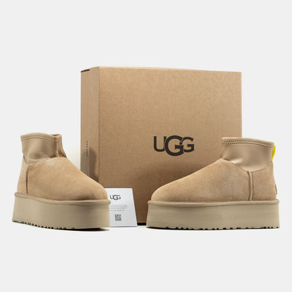 UGG Classic Mini Dipper Beige