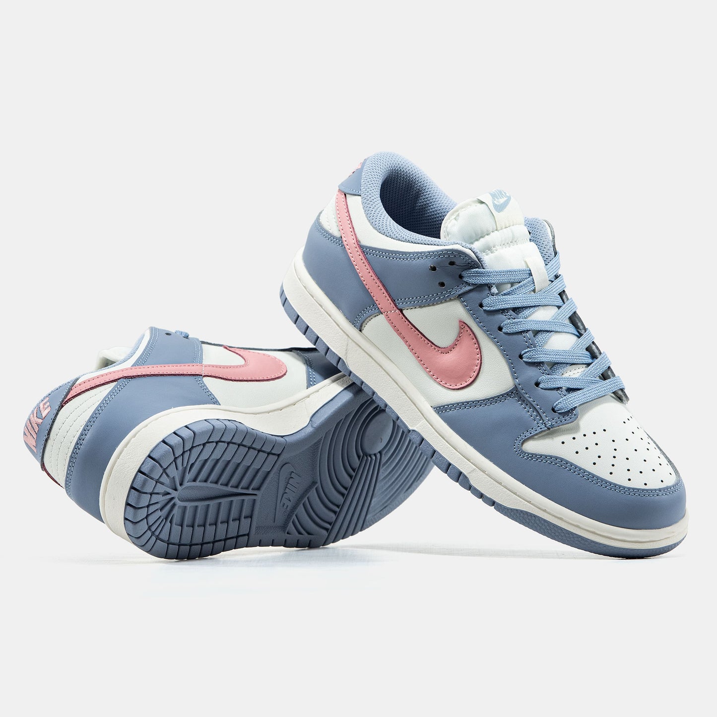 Nike SB Dunk Low Blue White Pink Logo