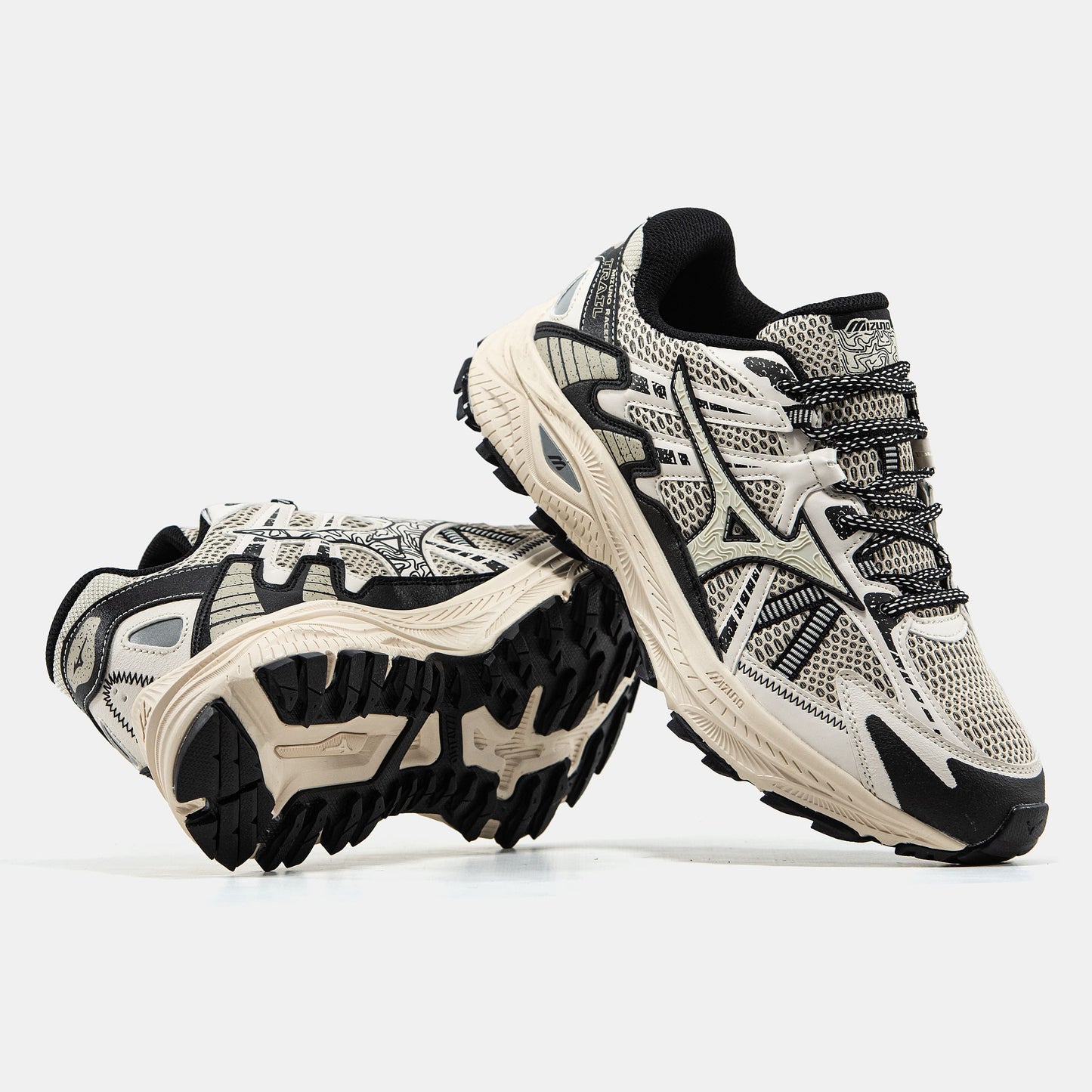 Mizuno Racer Trail Beige