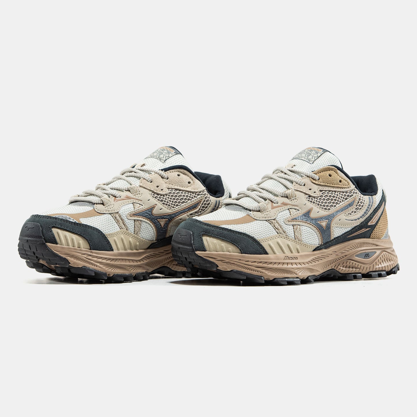 Mizuno Racer ADV Beige White