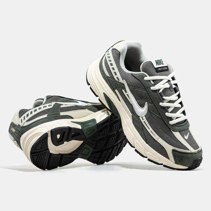 Nike Initiator Grey White