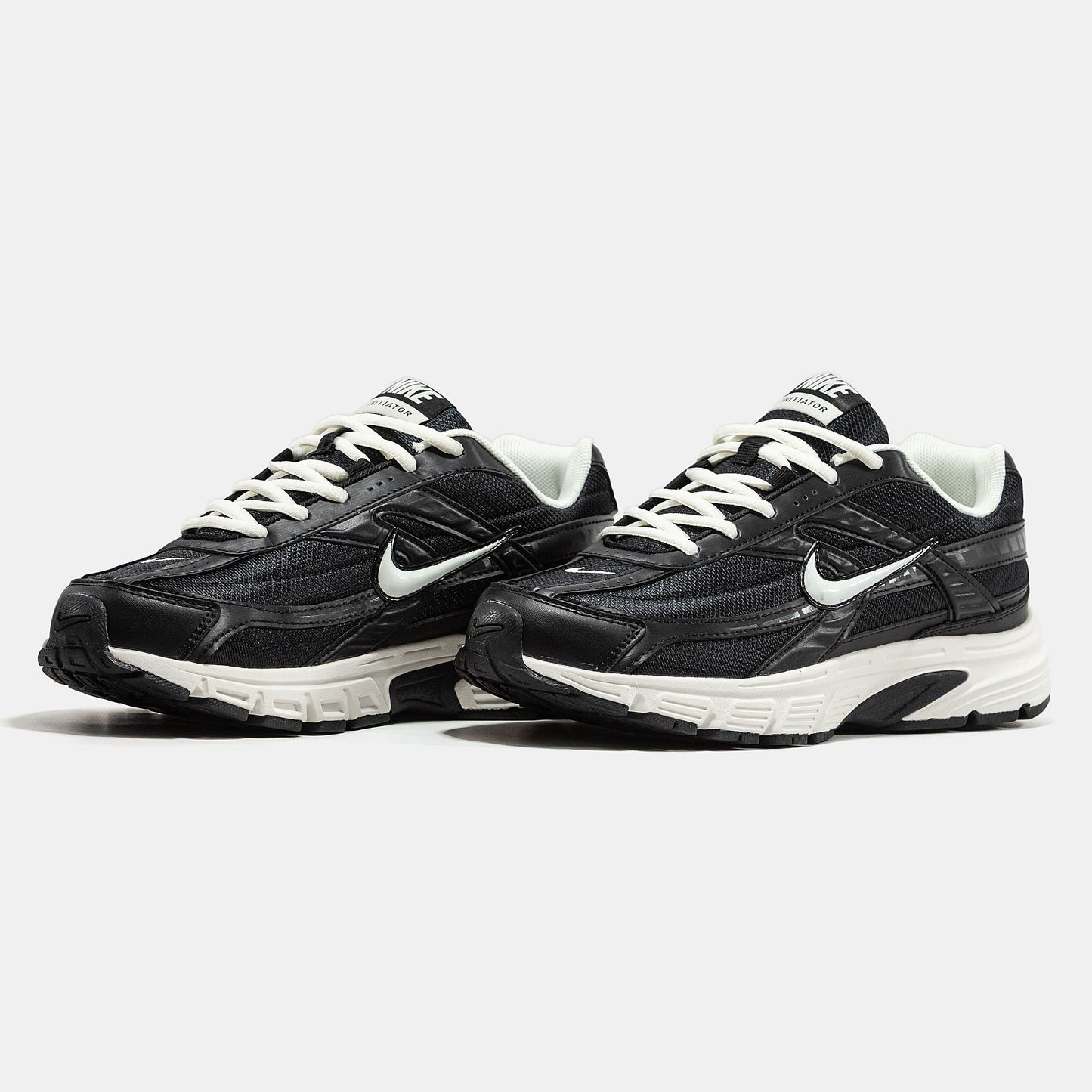 Nike Initiator Black White Leather