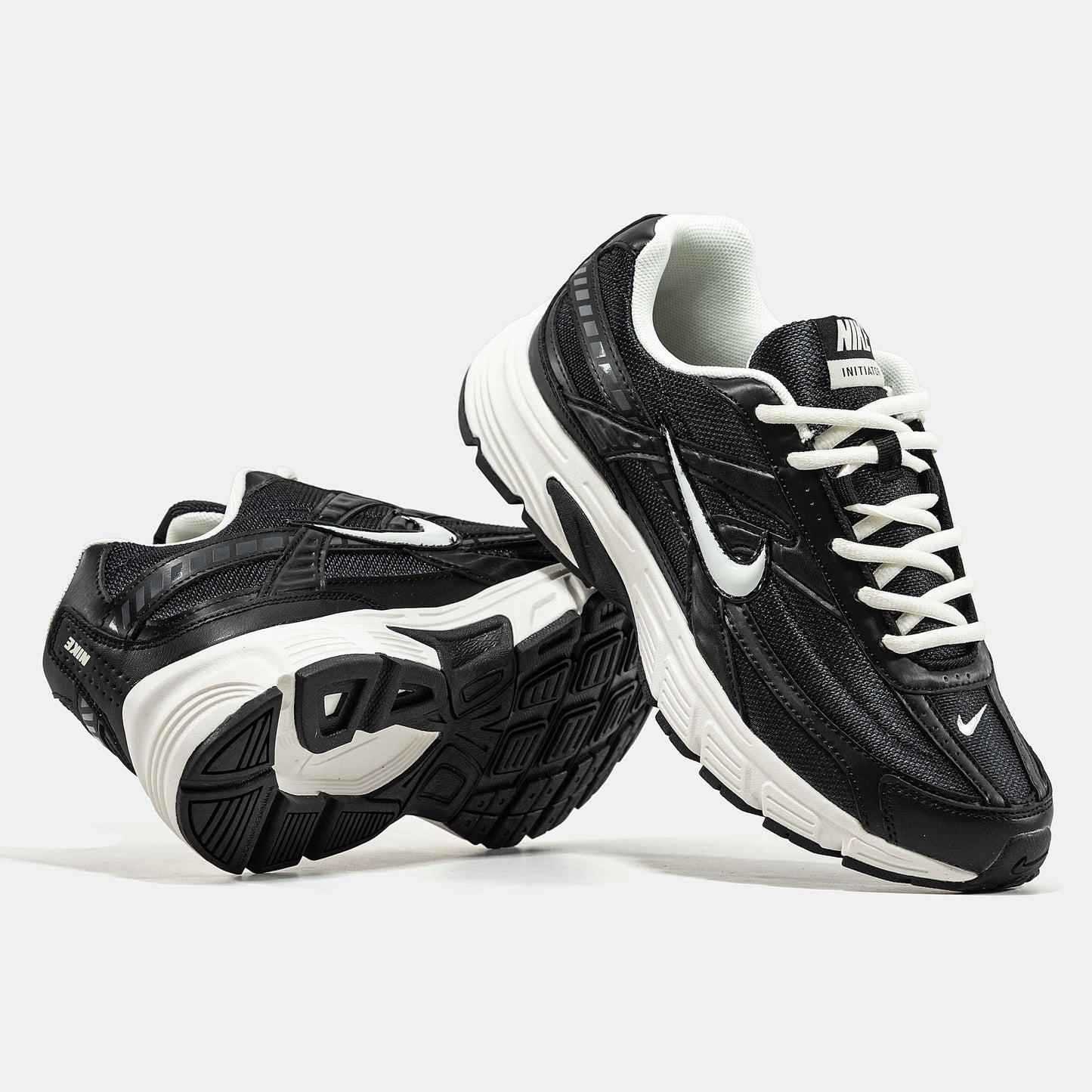 Nike Initiator Black White Leather