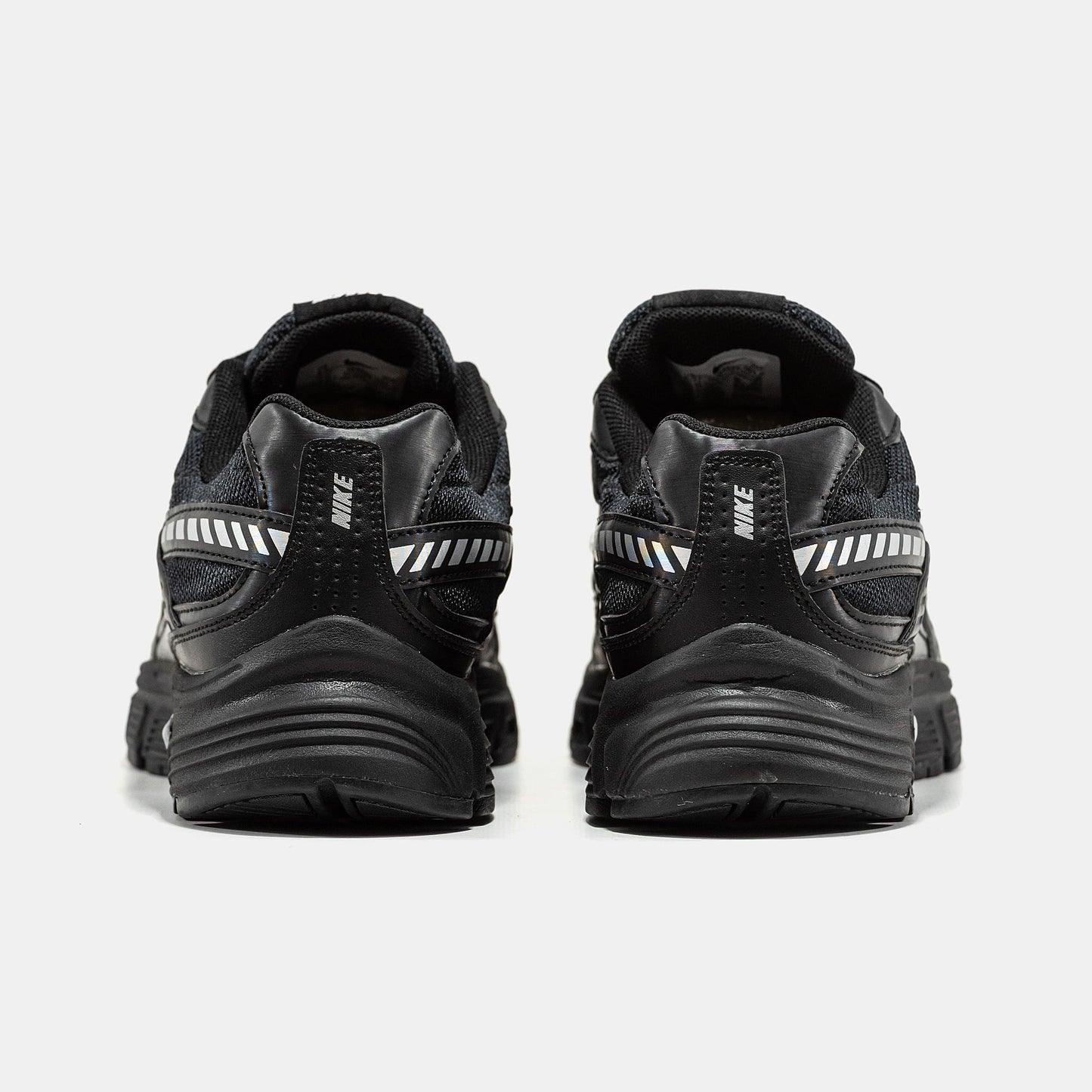 Nike Initiator Black Silver