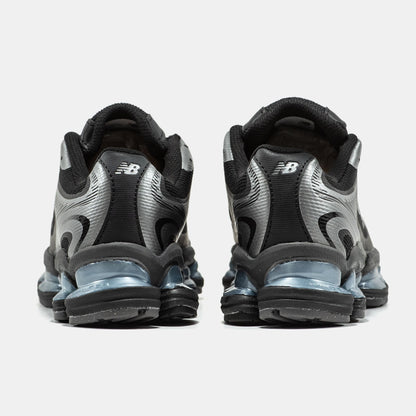 New Balance 2000 Silver Black