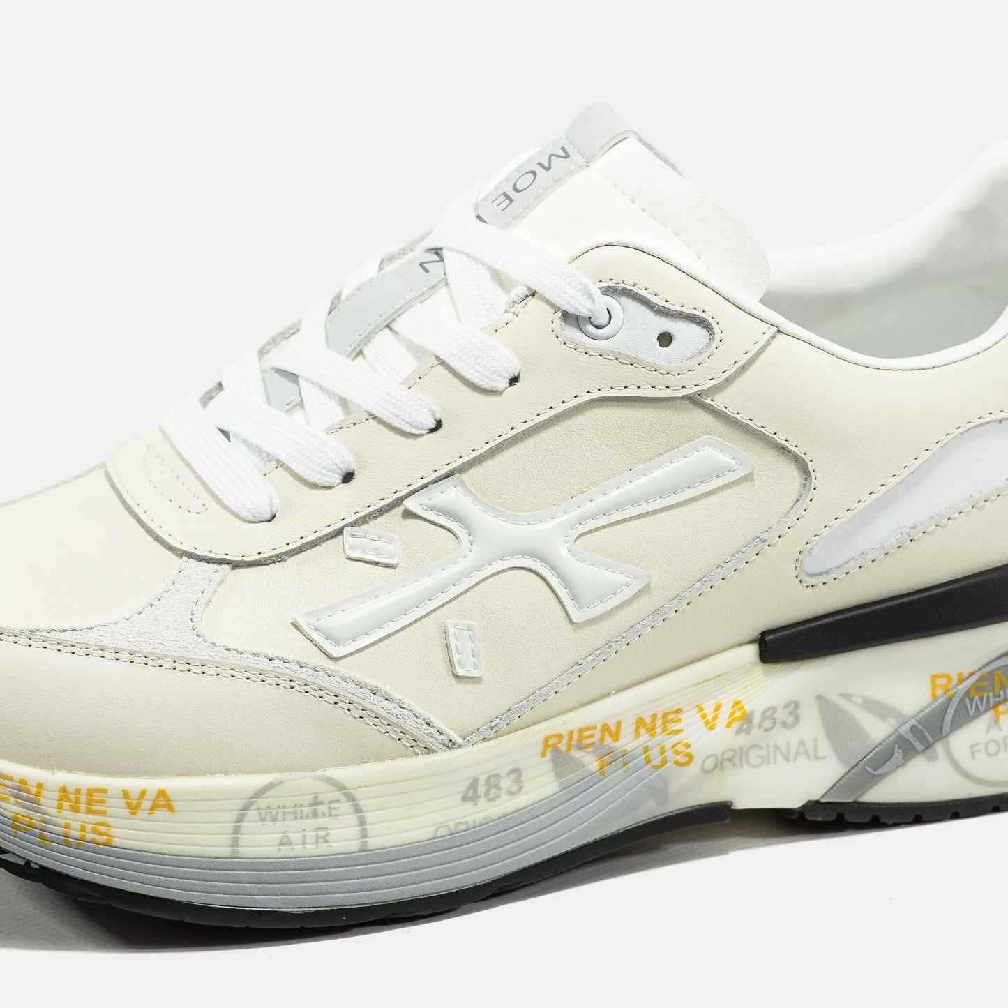 Premiata Moerun Beige