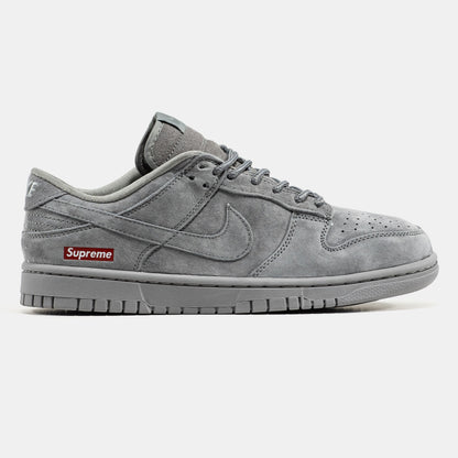 Nike SB Dunk Low x Supreme Grey