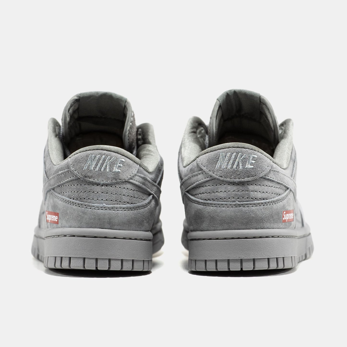 Nike SB Dunk Low x Supreme Grey