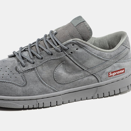 Nike SB Dunk Low x Supreme Grey
