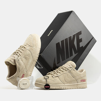 Nike SB Dunk Low x Supreme Beige