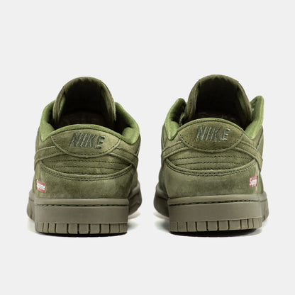 Nike SB Dunk Low x Supreme Olive