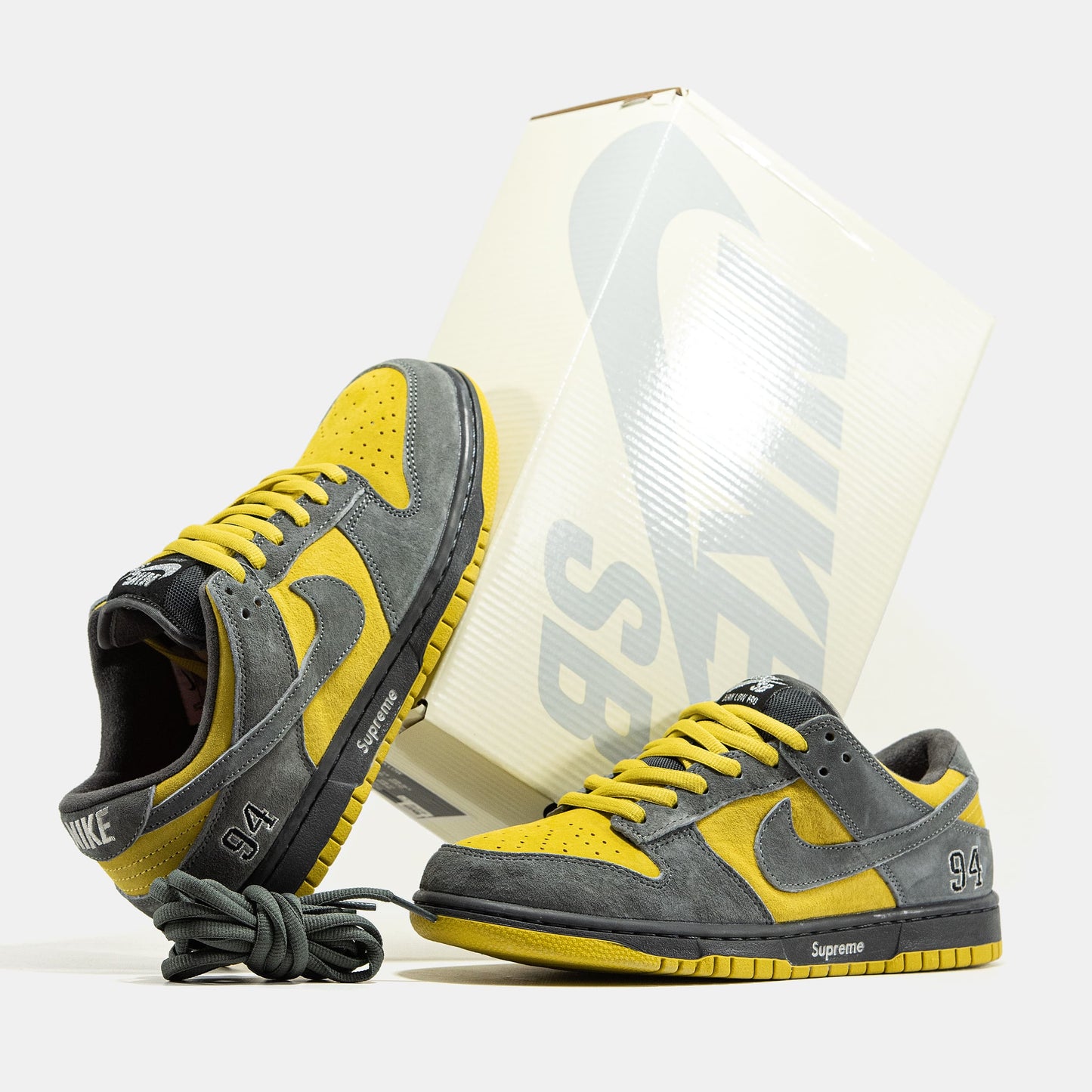 Nike SB Dunk Low x Supreme Grey Yellow