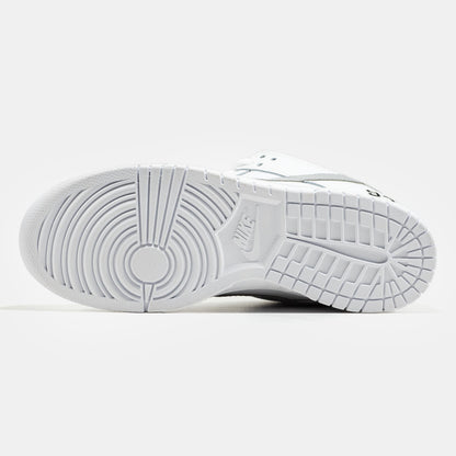 Nike SB Dunk Low x Supreme White Grey Logo
