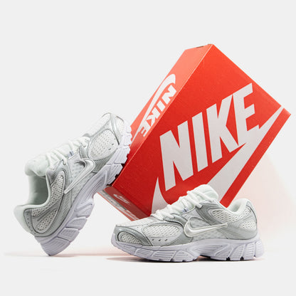 Nike V5 RNR White Silver