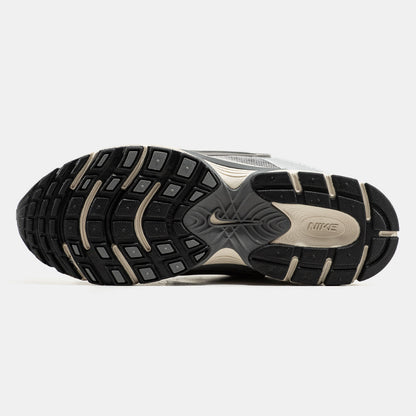 Nike V5 RNR All Grey / Cement Grey Fog Light Orewood Brown