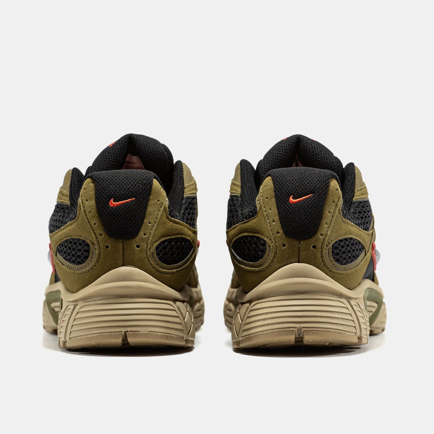 Nike V5 RNR Haki | Olive