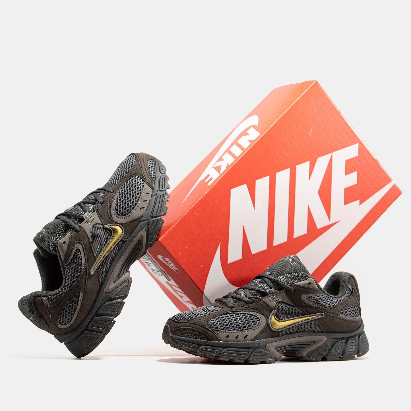 Nike V5 RNR Medium Ash Brown