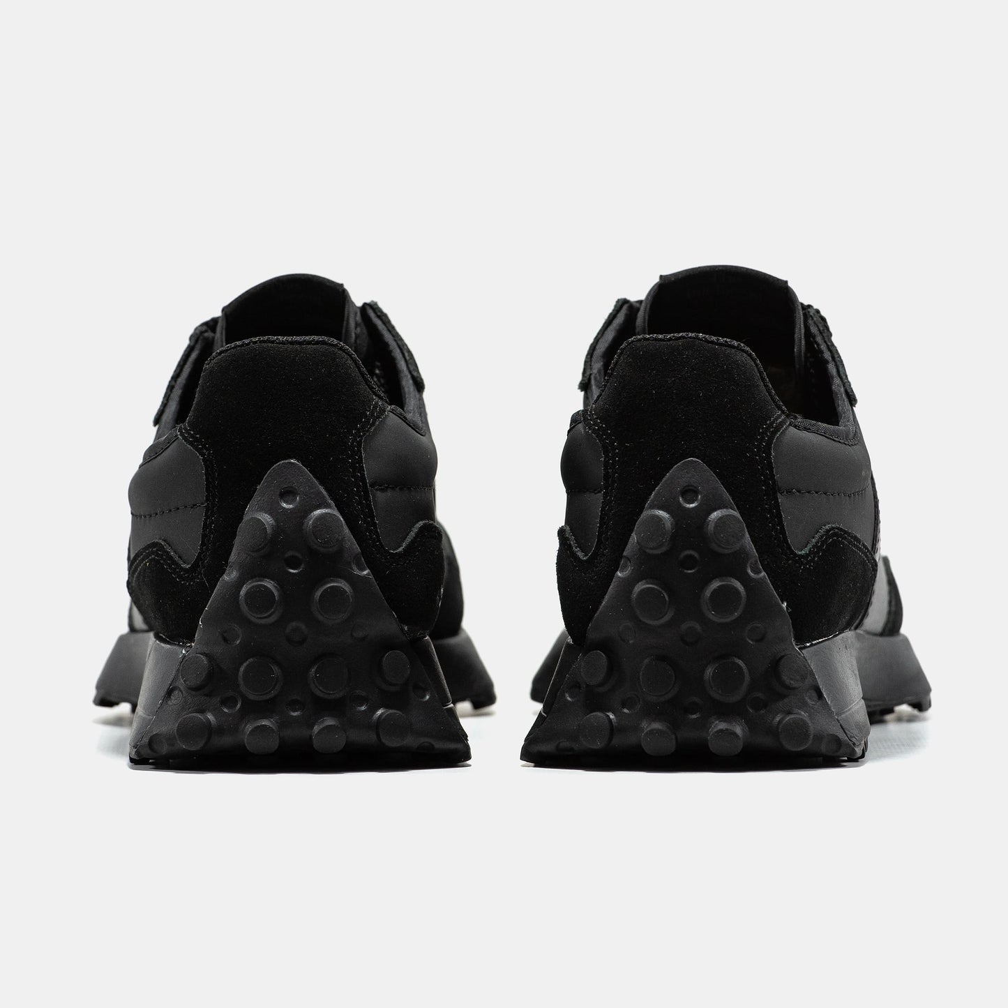 New Balance 327 All Black 2.0