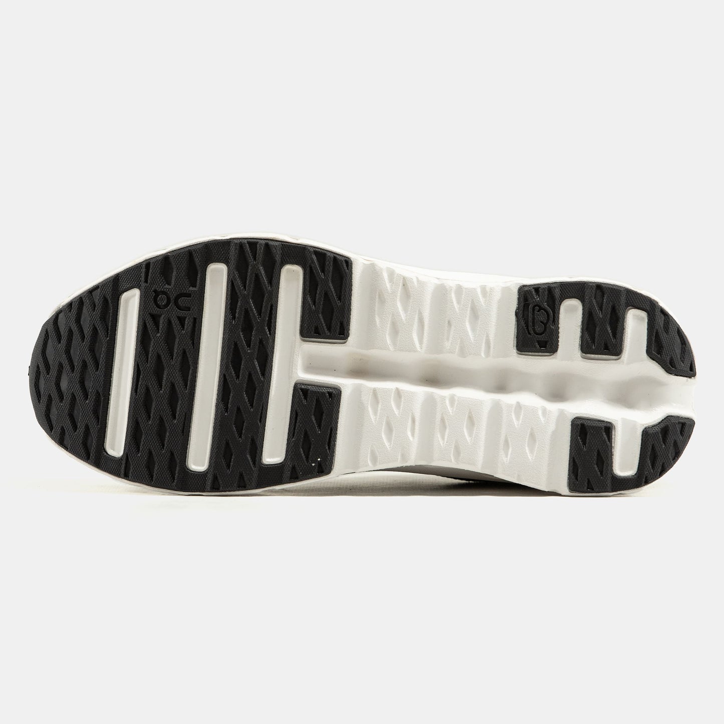 ON Cloudtilt x Loewe Black White