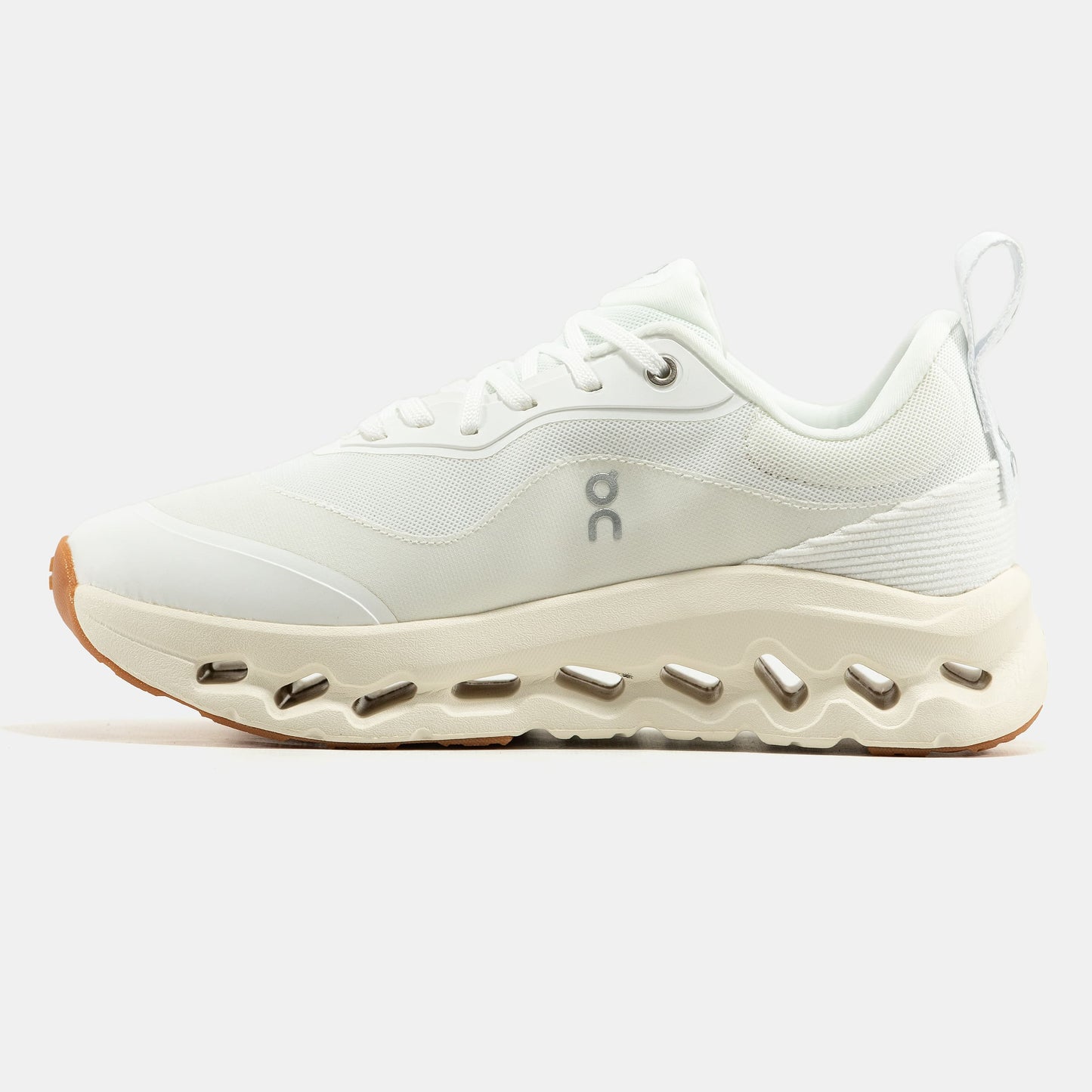 ON Cloudtilt x Loewe White