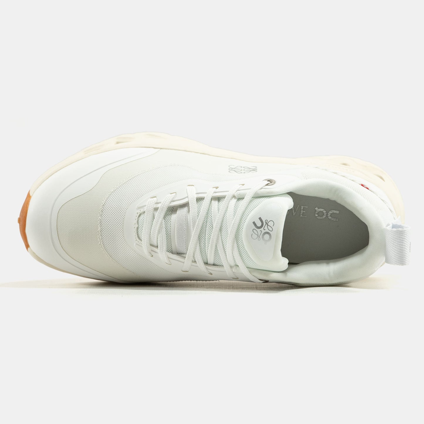 ON Cloudtilt x Loewe White