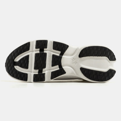 ON Cloudsolo x Loewe All White