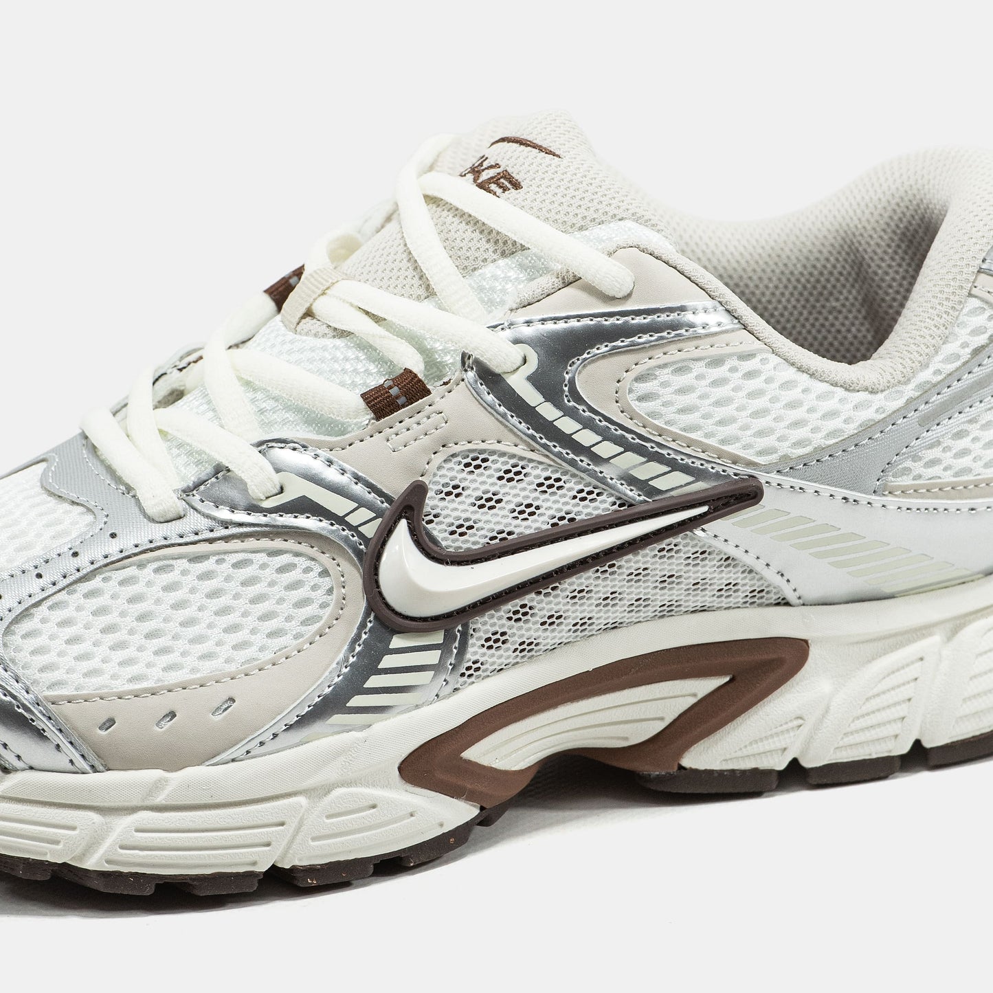 Nike V5 RNR Cream Silver | Sail Light Orewood Brown