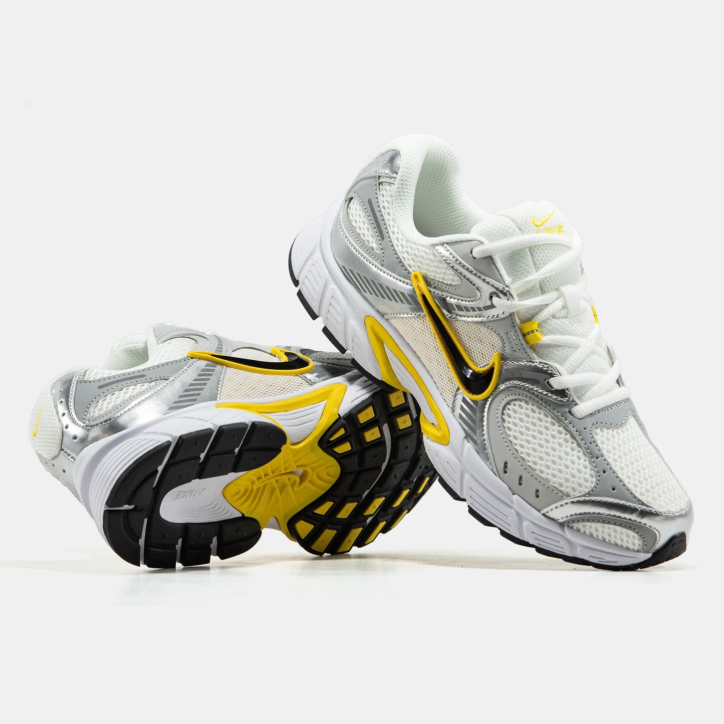 Nike V5 RNR White Silver Yellow