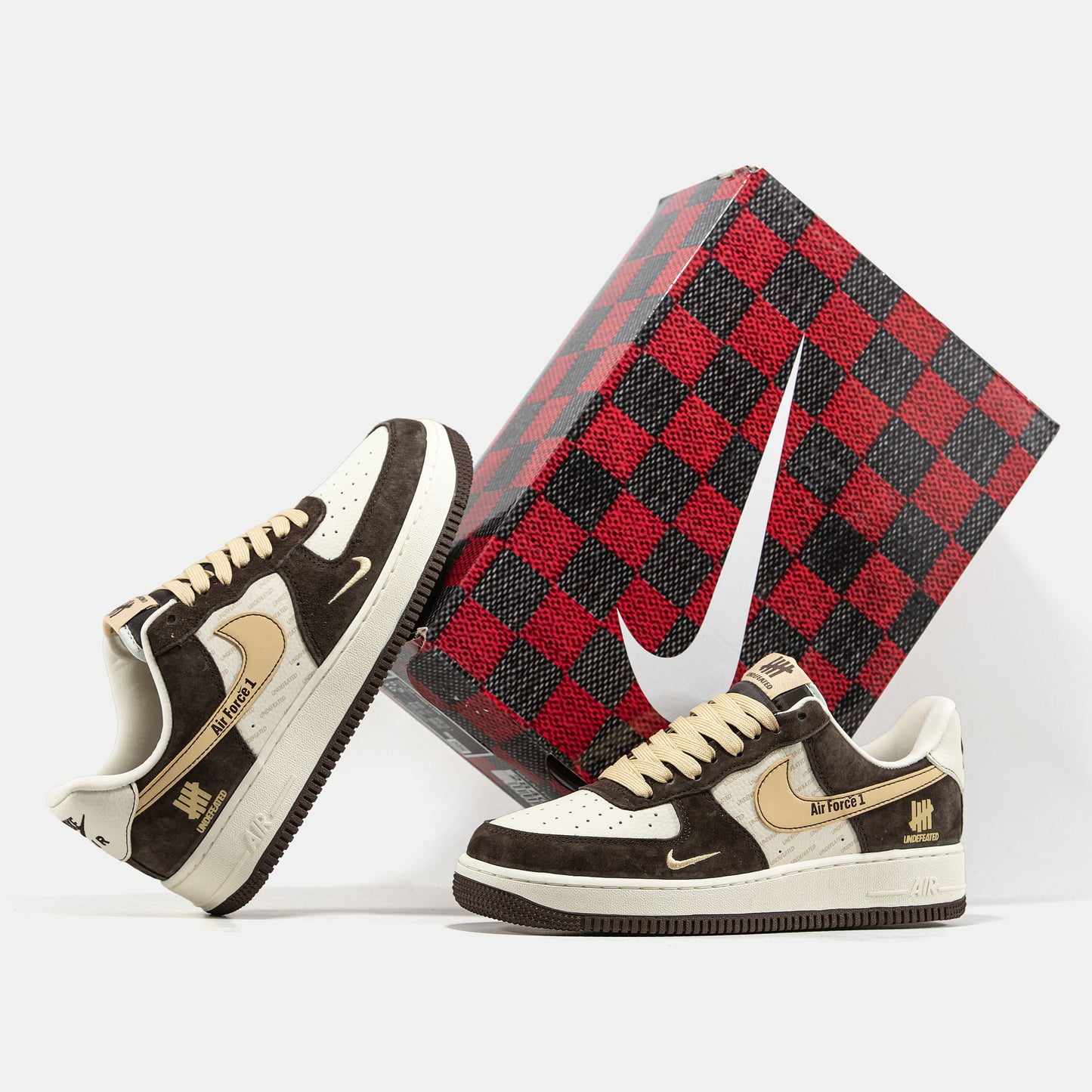 Nike Air Force 1 x Undefeated Brown Beige