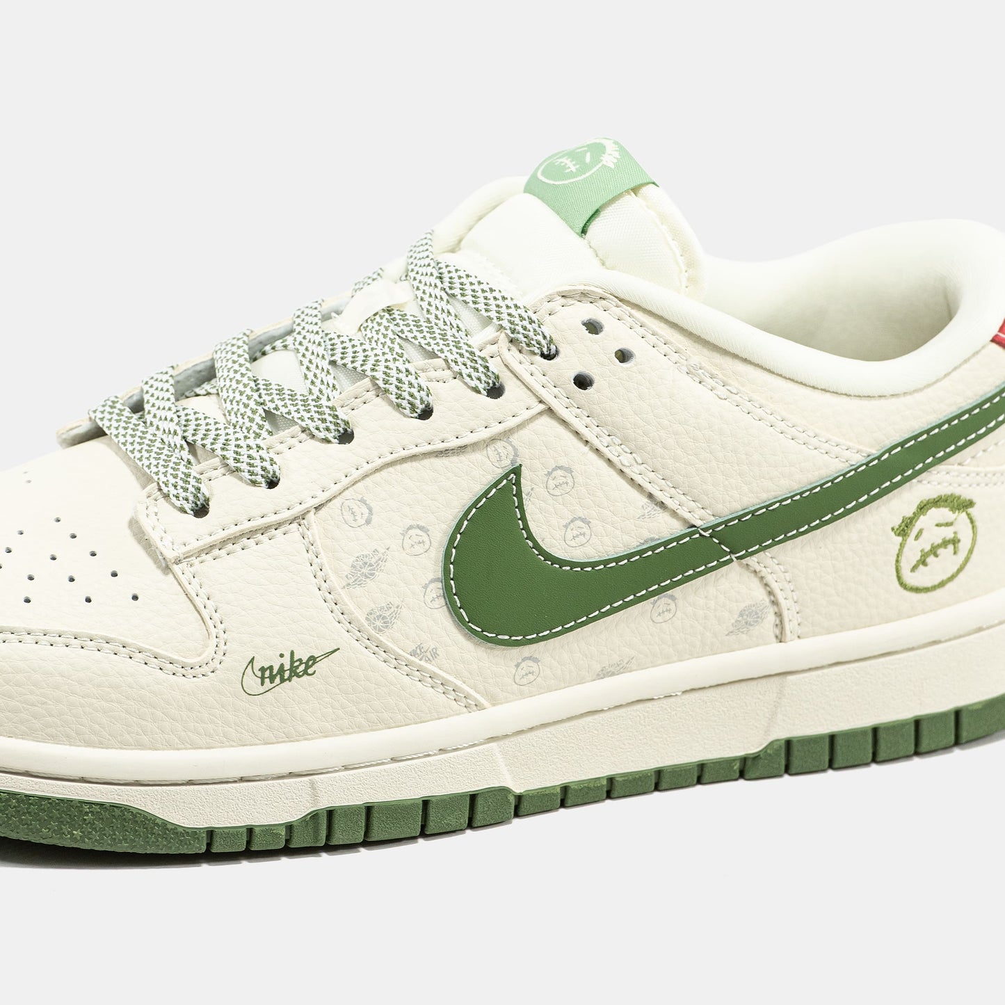 Nike SB Dunk Low Beige Green 2.0