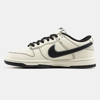 Nike SB Dunk Low x Supreme Beige Black