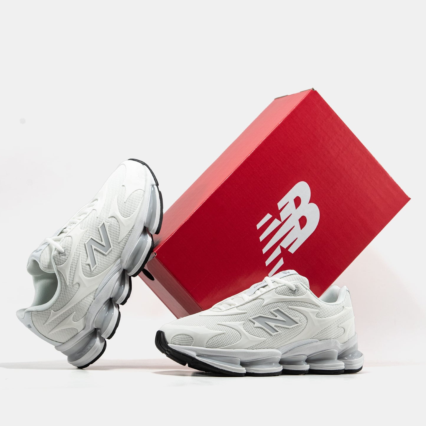 New Balance 2000 White