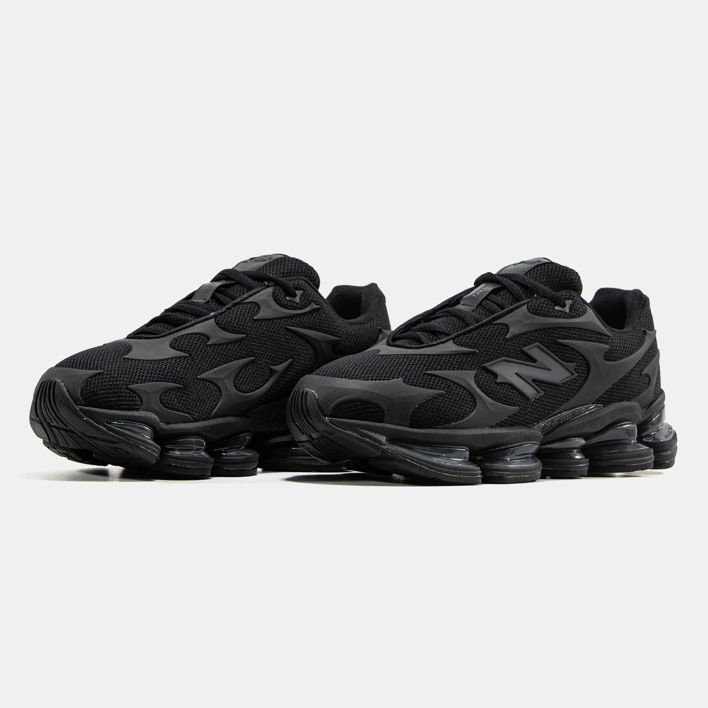 New Balance 2000 Black
