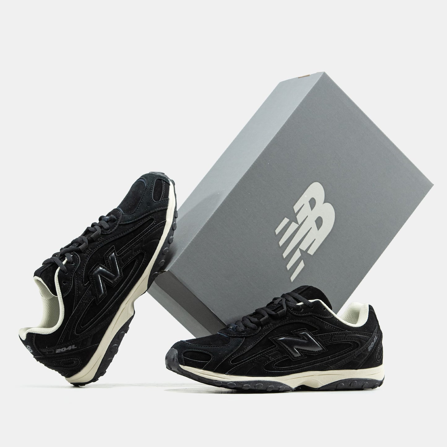 New Balance 204L Black