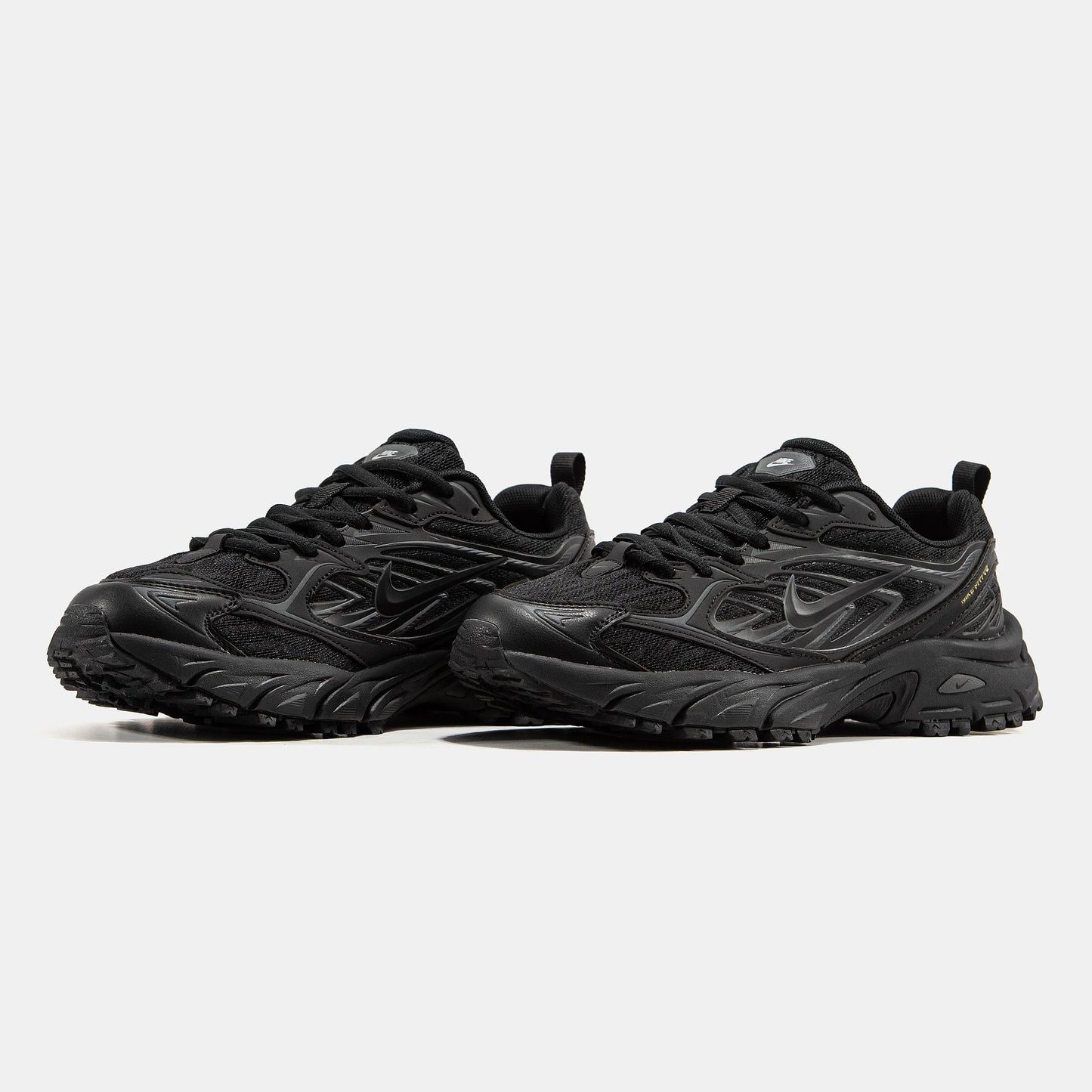 Nike FIYI v2 All Black