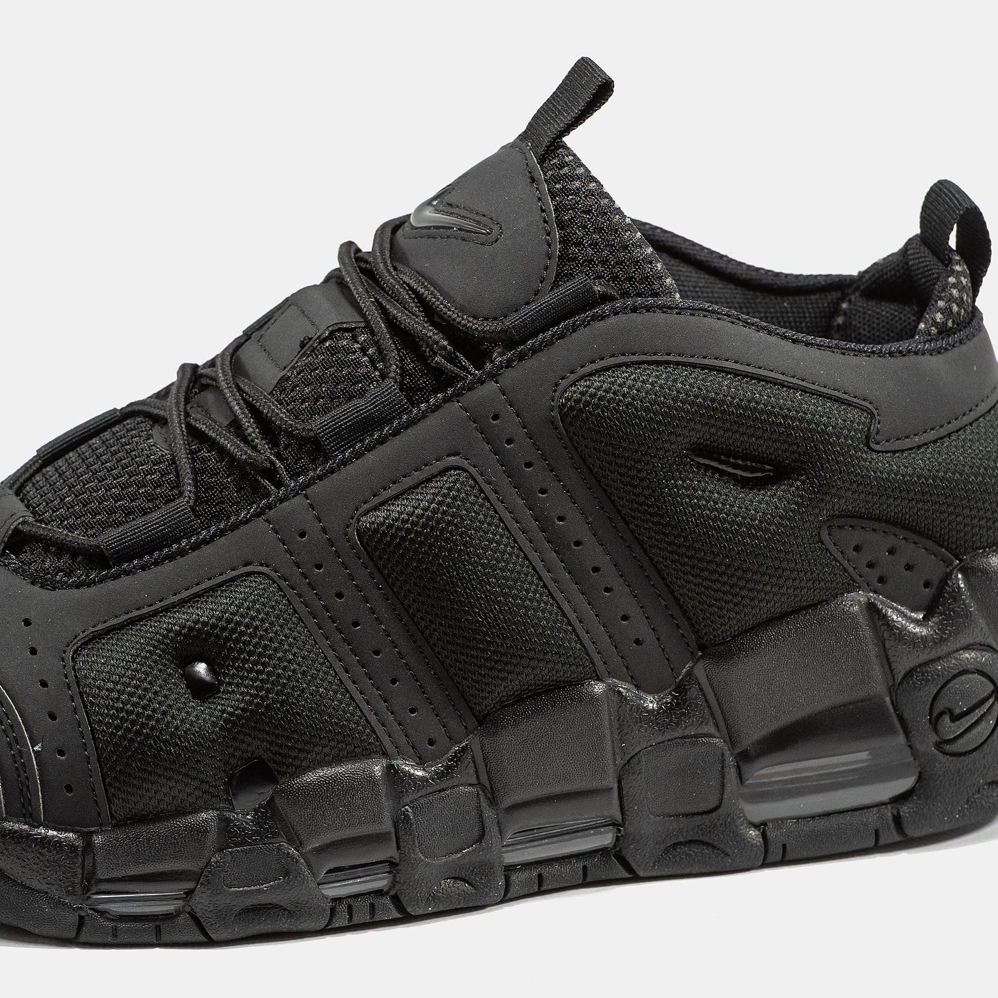 Nike Air More Uptempo Low Black