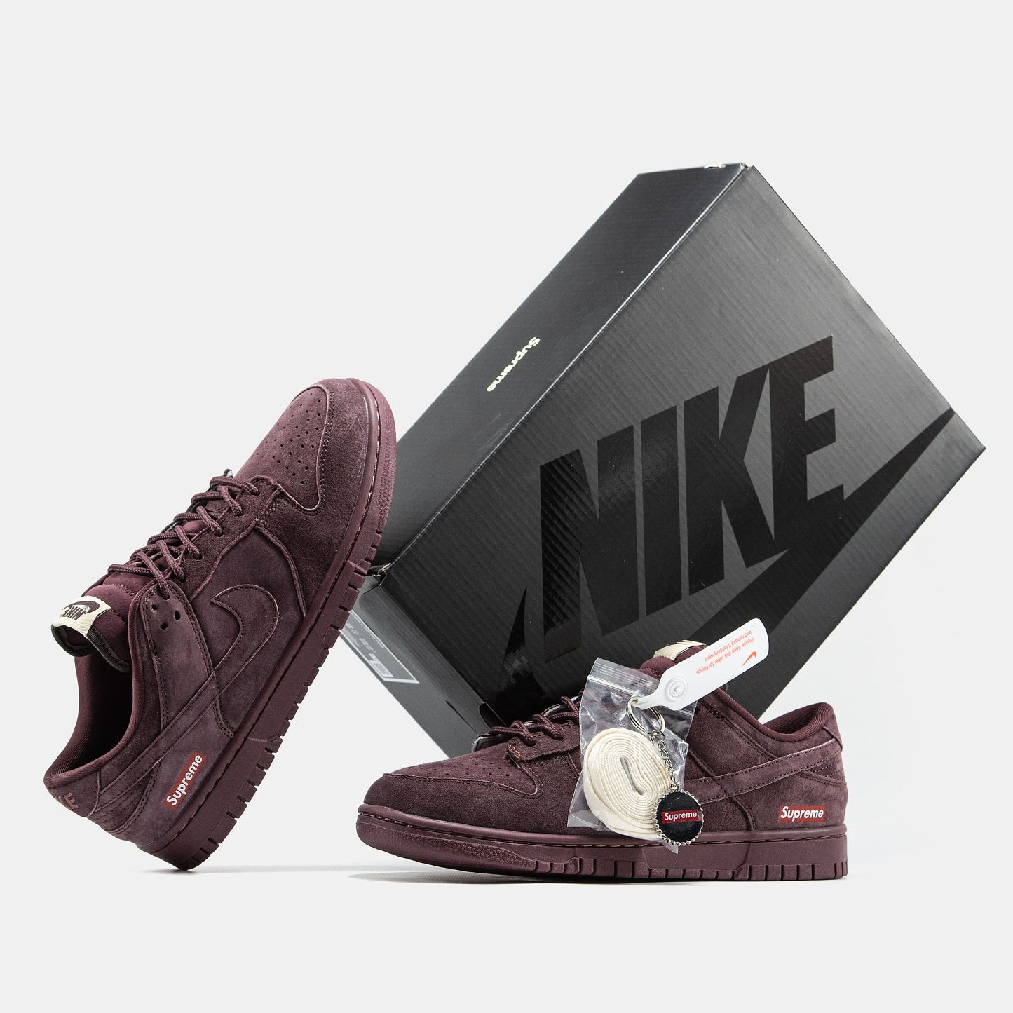 Nike SB Dunk Low x Supreme Brown