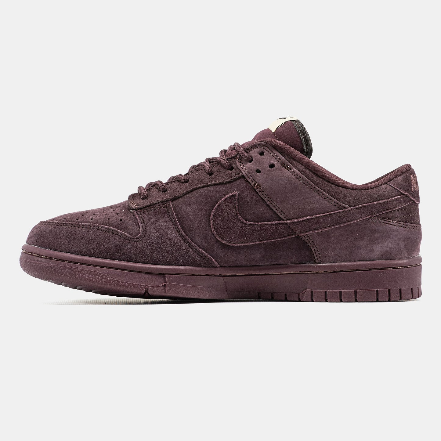 Nike SB Dunk Low x Supreme Brown